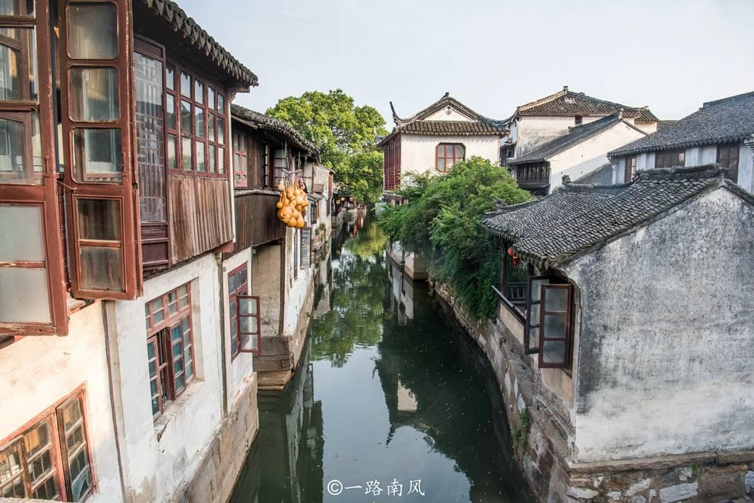 独眼方块找出口无敌版